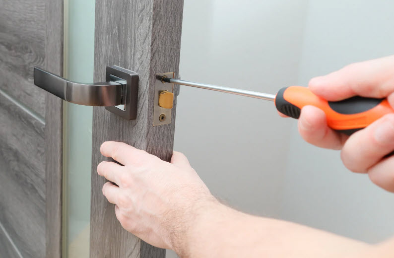 Handyman/ Woman